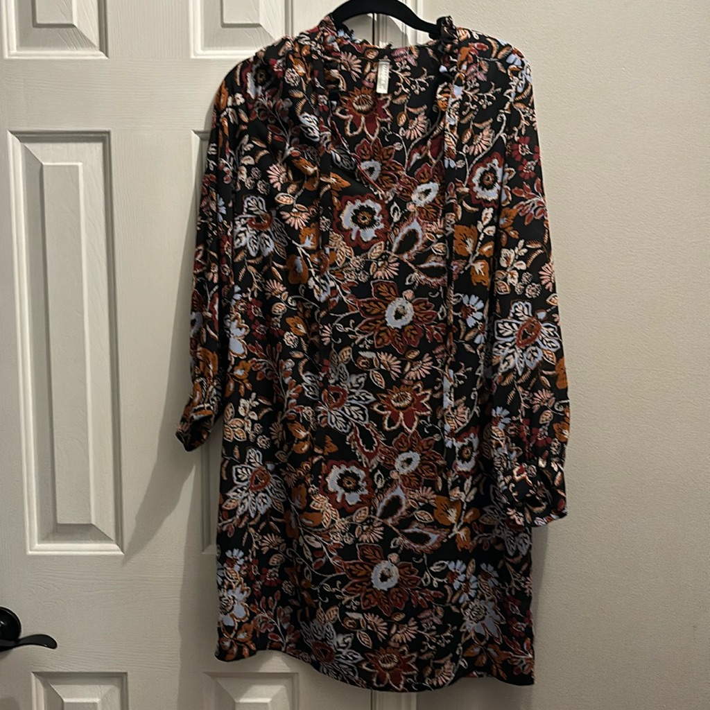 Floral Tie Neck Dress